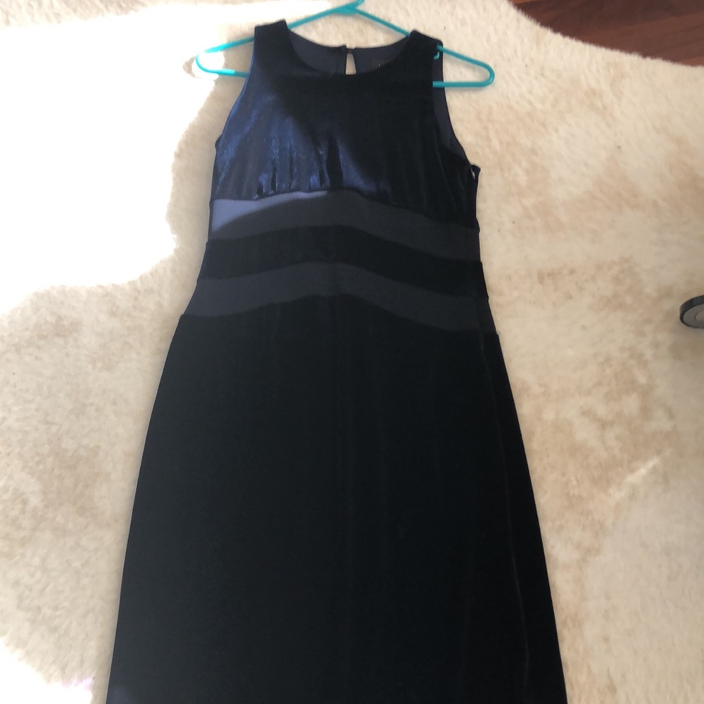 Laundry gorgeous navy velvety gown 10P